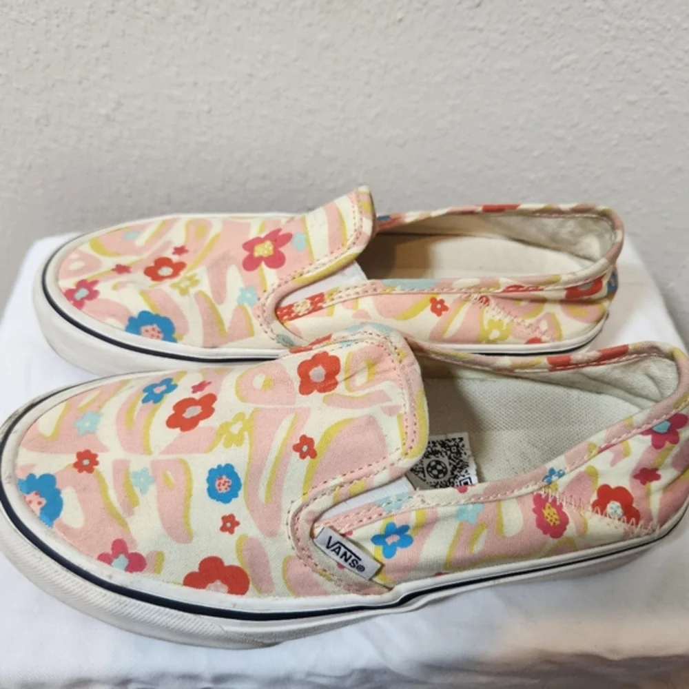 Vans Slip On‎ Vr3 SF Groovy Floral Sneaker Shoe Women's Skater Feminine Size 6